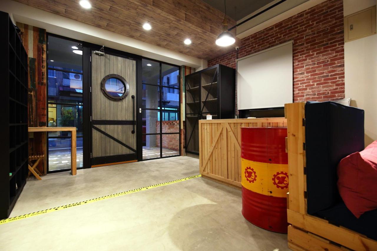 您好生活公寓 - Ninhao Hostel Hualien stad Exteriör bild